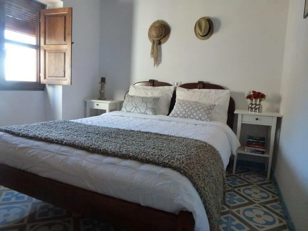 Molino Mairena Villa Montefrio 0*,